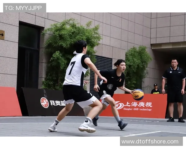 广州篮球队与上海篮球队赛后状态分析与表现评估